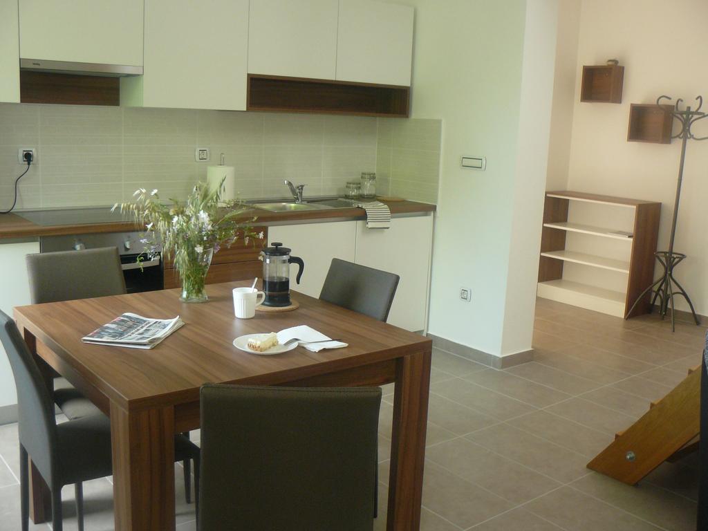 My Nest Accommodation Privlaka  Luaran gambar