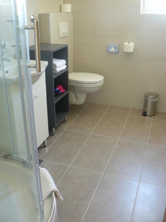 My Nest Accommodation Privlaka  Luaran gambar