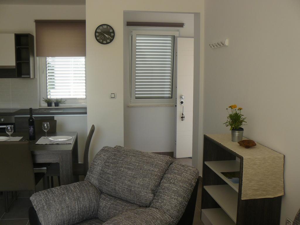 My Nest Accommodation Privlaka  Luaran gambar