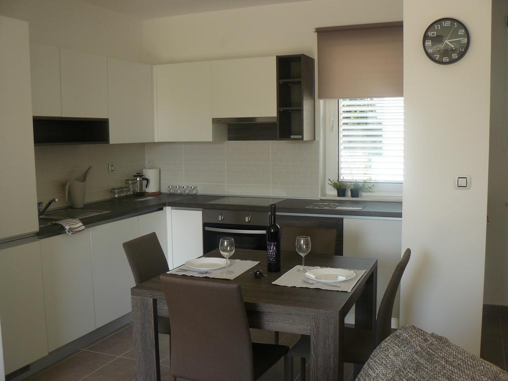 My Nest Accommodation Privlaka  Luaran gambar