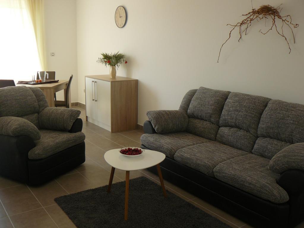 My Nest Accommodation Privlaka  Luaran gambar