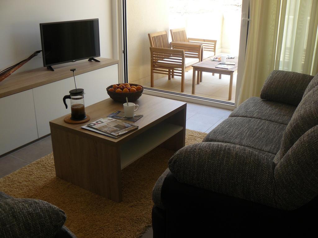 My Nest Accommodation Privlaka  Luaran gambar